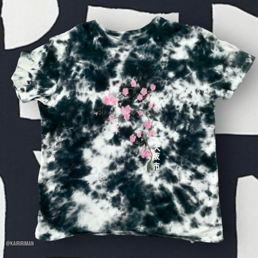Rue 21 Cherry Blossom Tye Dye T-shirt